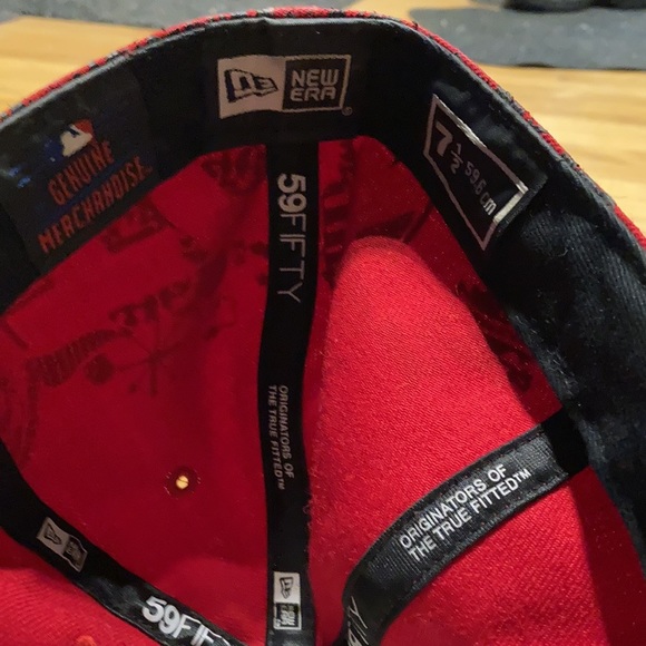 Classic Red Sox Caps - Picture 14 of 16